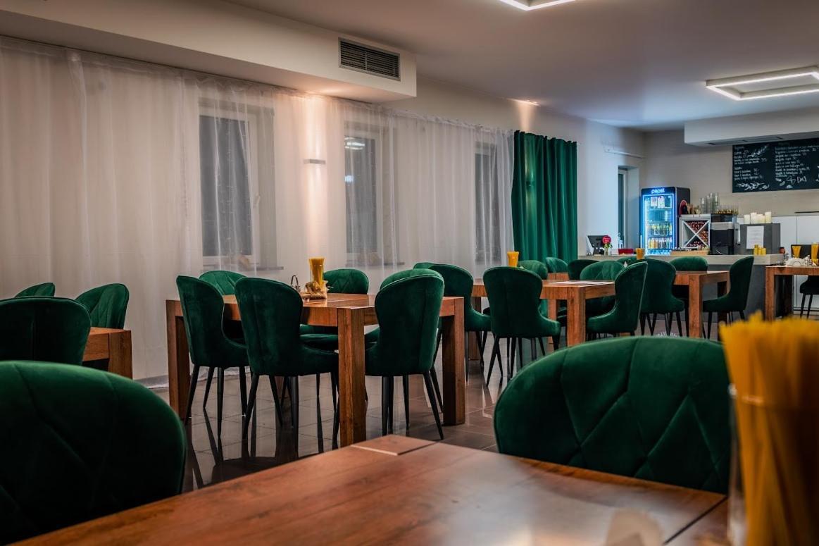 Hotel Swit Krasków Εξωτερικό φωτογραφία